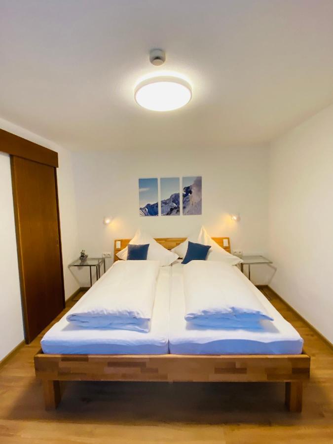 Hotel Garni Enzian Дамулс Екстериор снимка